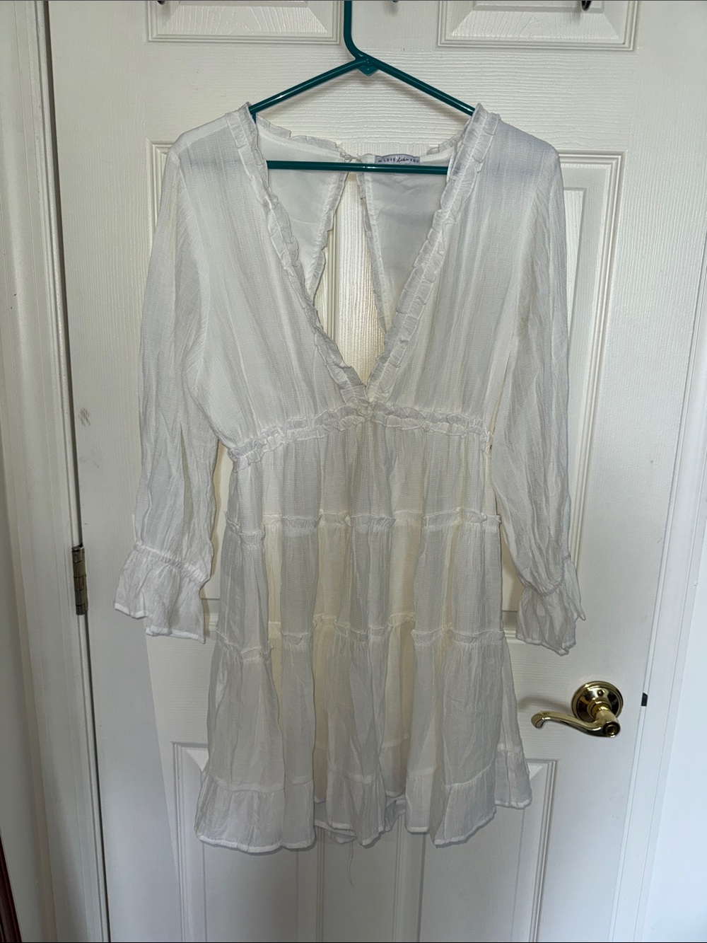A love like you white V-neck dress